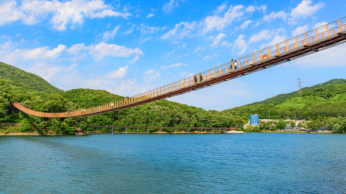 마장호수 출렁다리