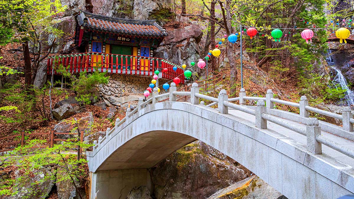 홍룡사 산신각