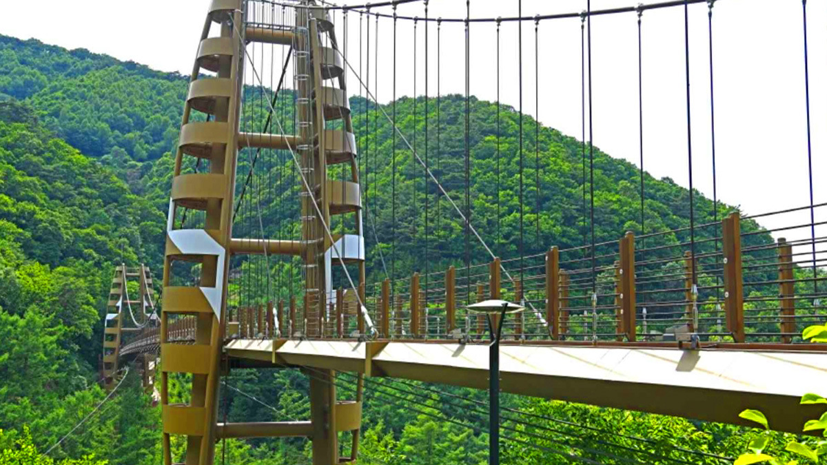 좌구산 구름다리