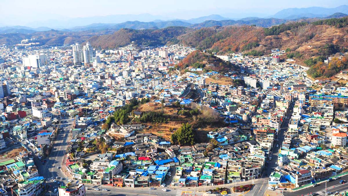 진주시 비봉산 일대
