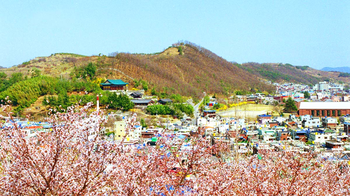 진주시 비봉산