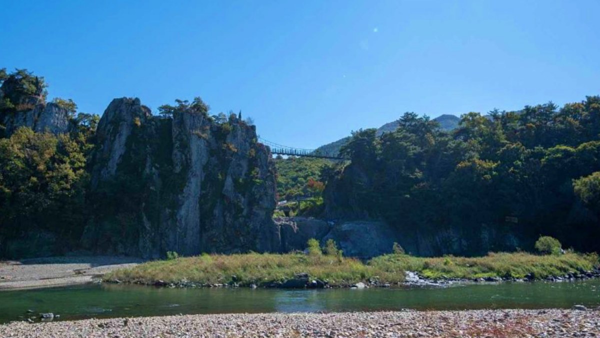 충주 수주팔봉 차박명소