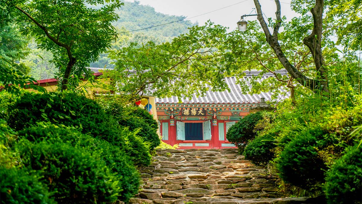 다솔사 입구