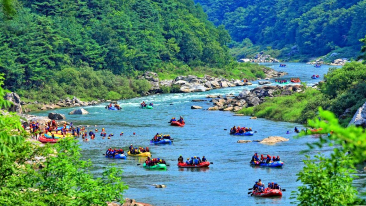 인제 내린천 래프팅, 6km 급류를 가르는 여름철 수상 레포츠 성지
