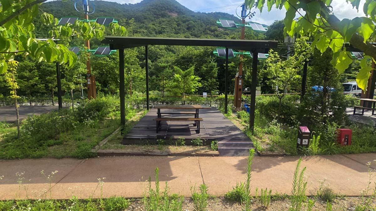 야영장 테이블