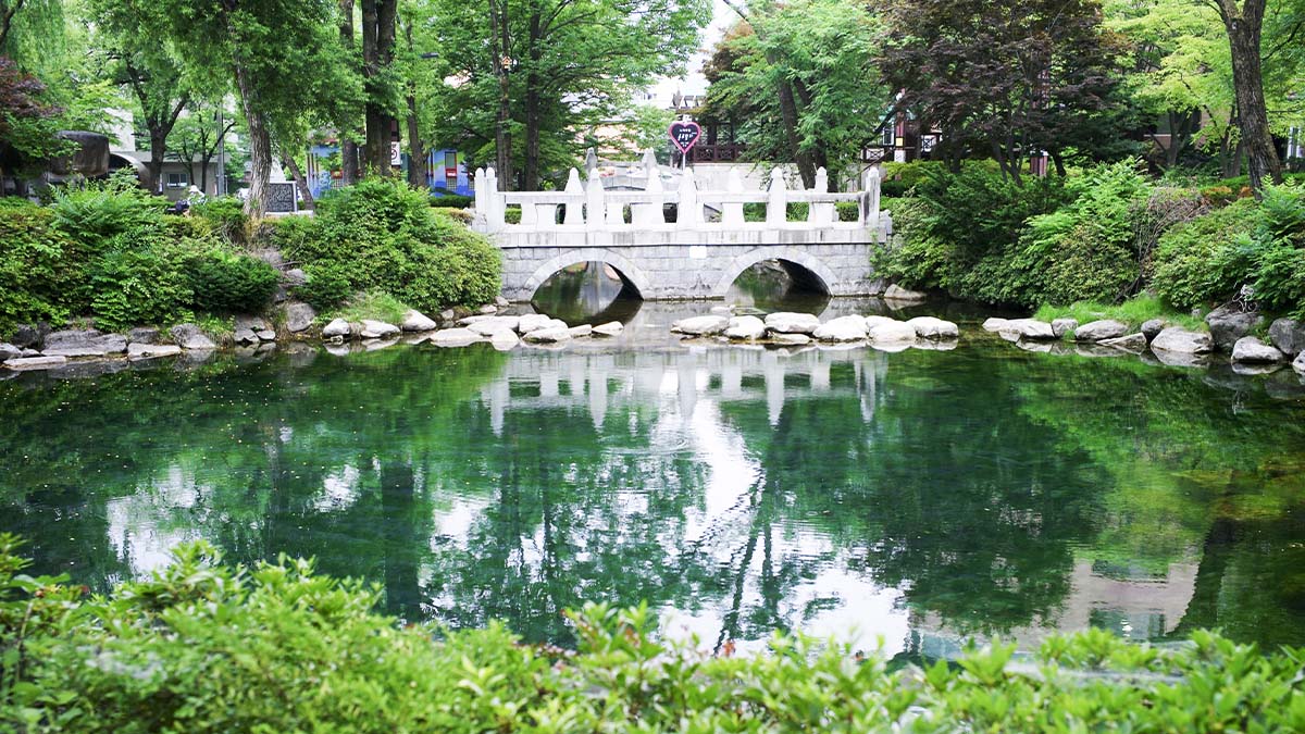 황지연못
