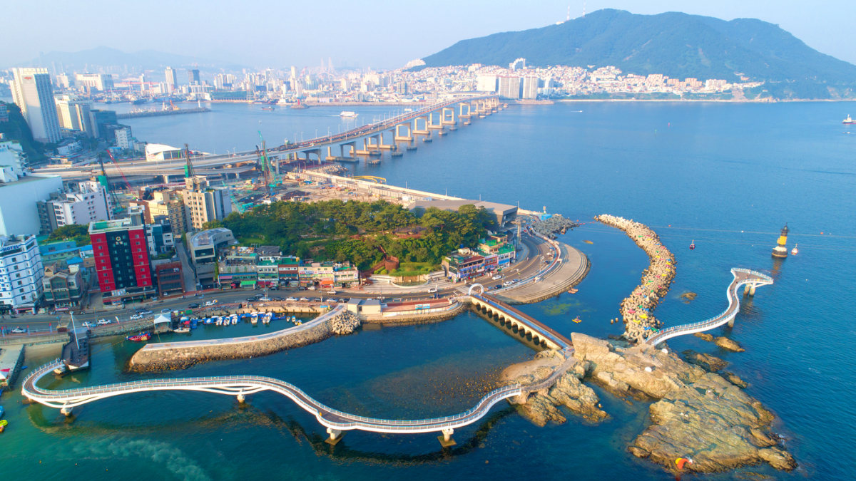 부산 송도해수욕장 전경 / 사진=비짓부산