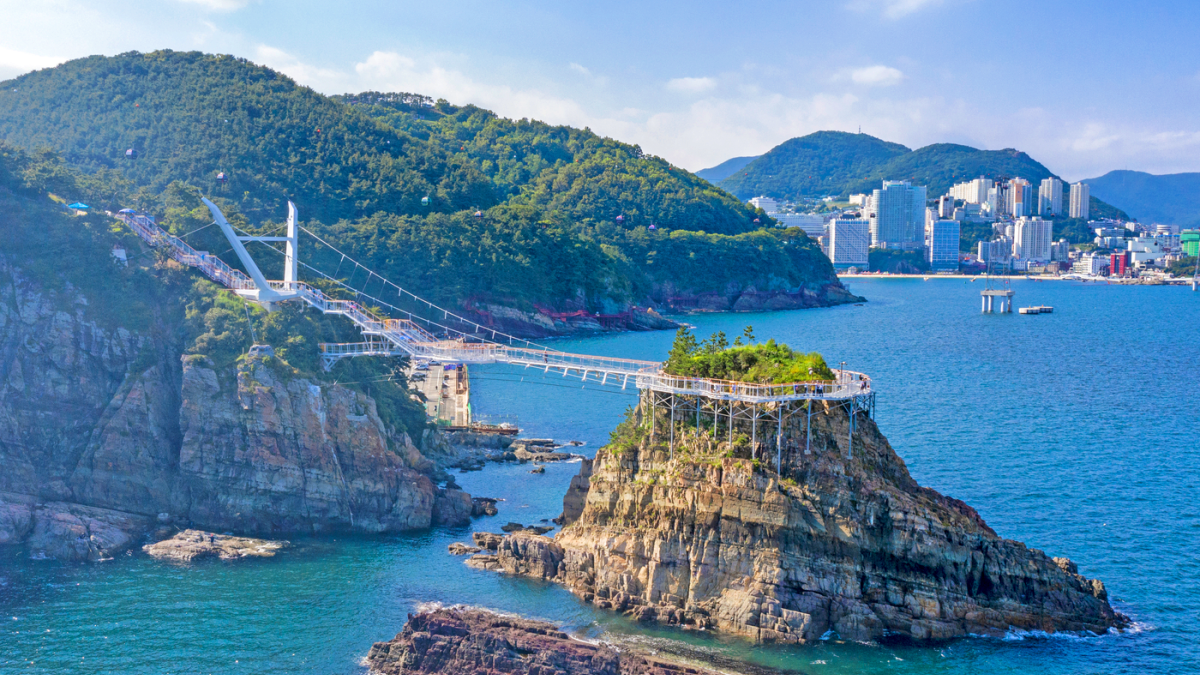 부산 송도용궁구름다리 / 사잔=비짓부산
