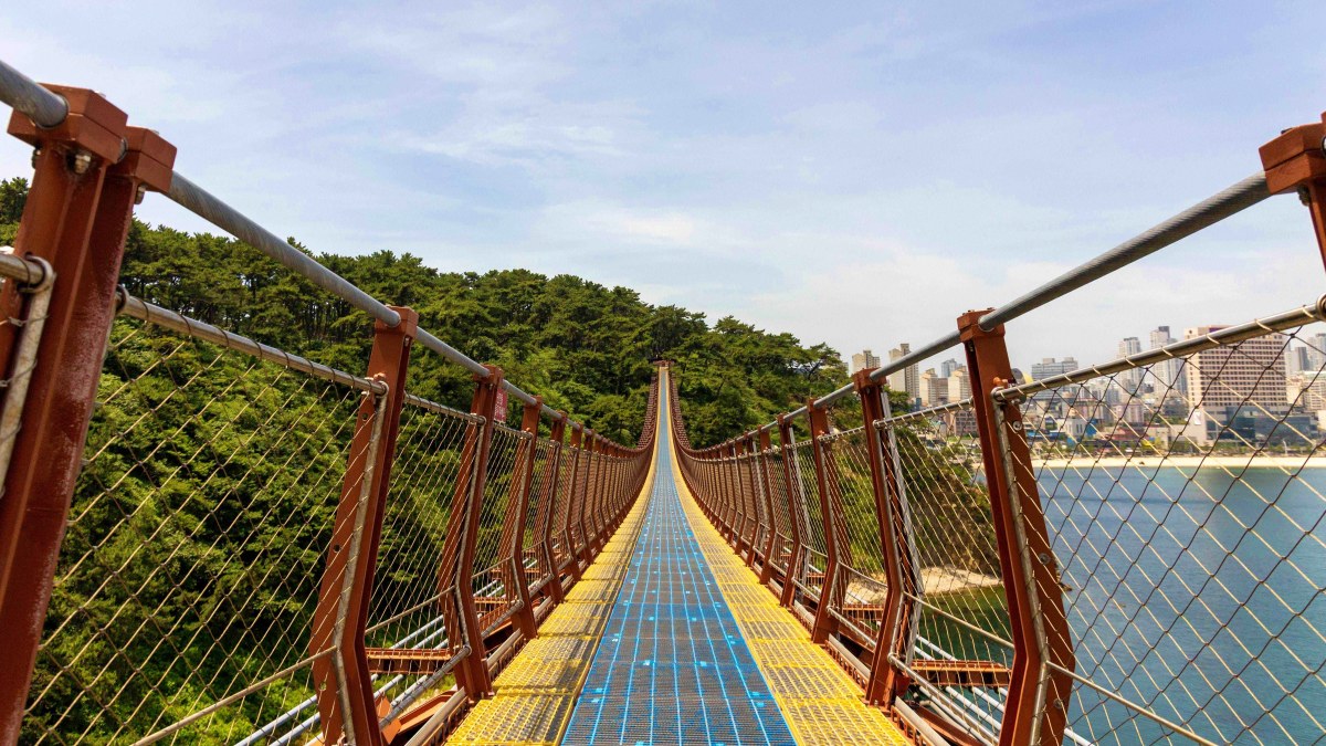 울산 대왕암공원 출렁다리 모습 / 사진=한국관광공사 송희재